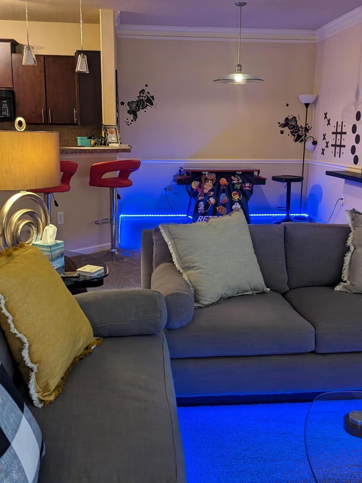 Apartment And Play - Sleeps 7 