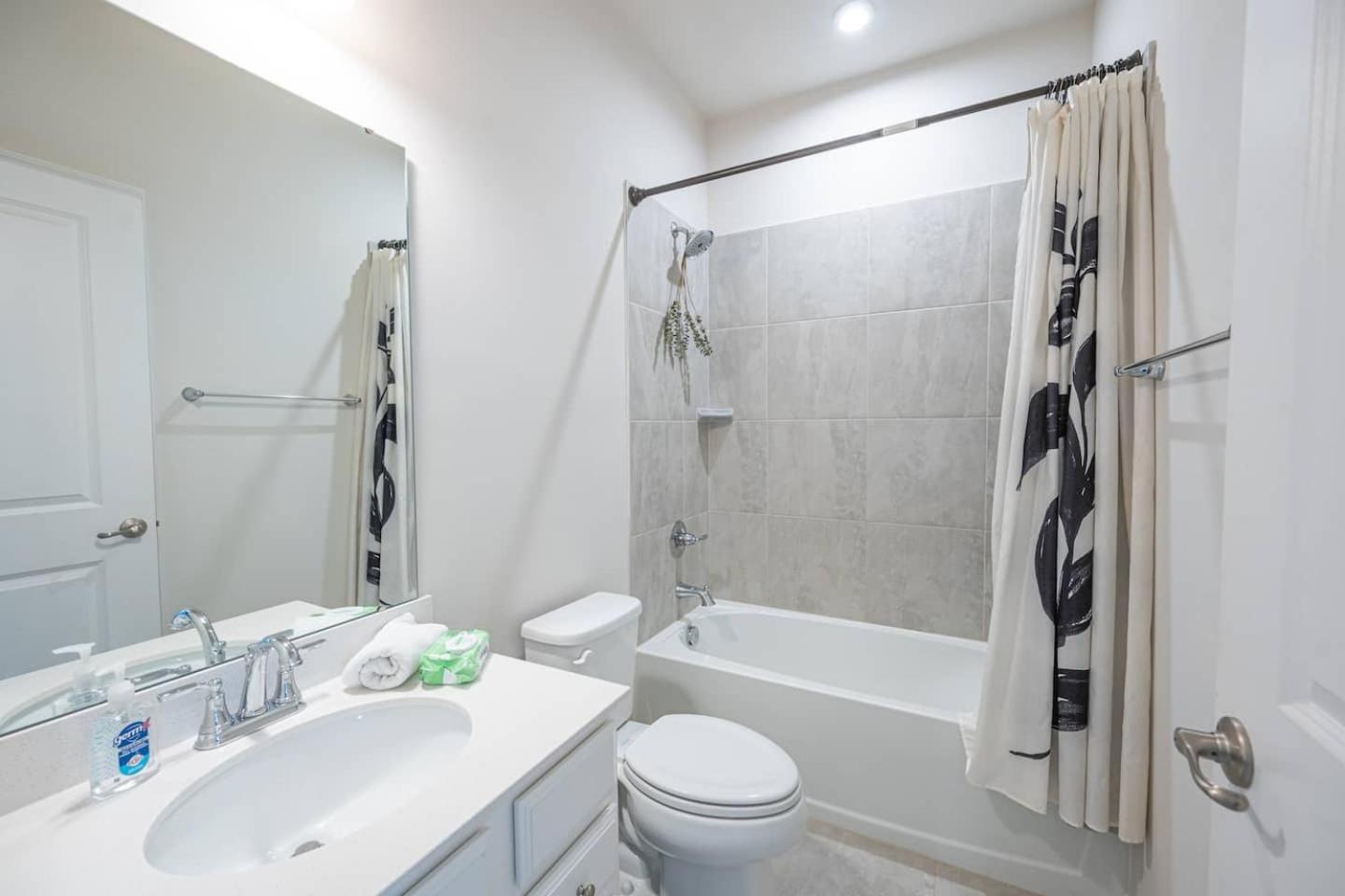 Brand-newwi-fipool-tabledt3bed *