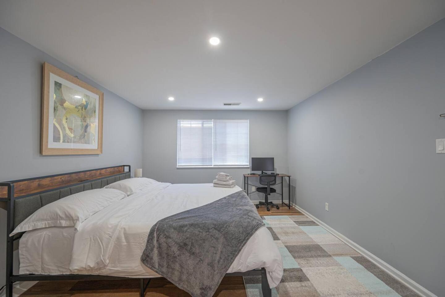 5bed Homesleeps16wifipooltablekingbed
