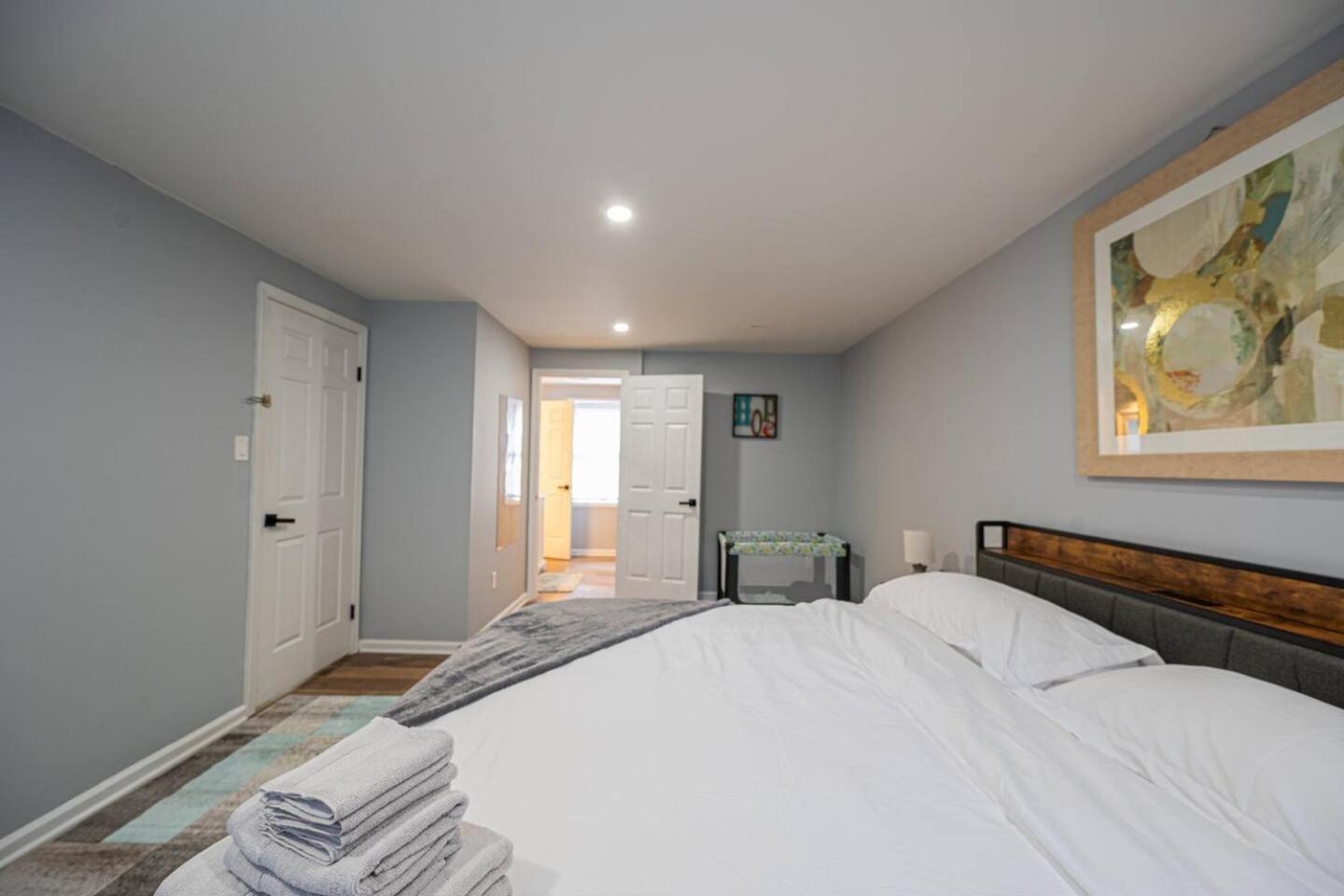 5bed Homesleeps16wifipooltablekingbed