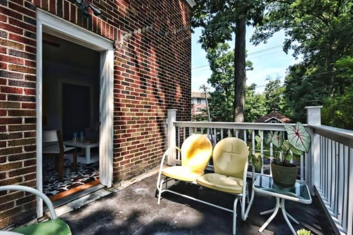 Holiday home Bright And Restful 2br Near Uptown With Balcony Charlotte