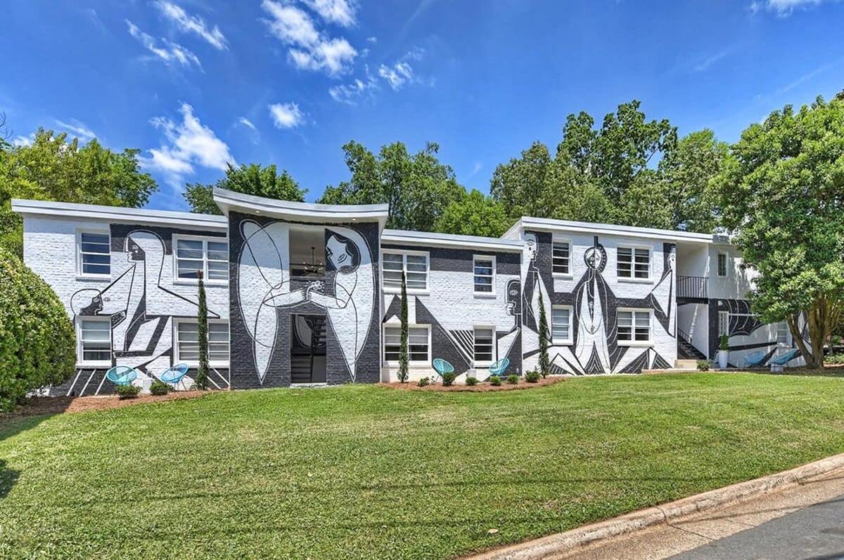 Relax And Recharge In Myers Park