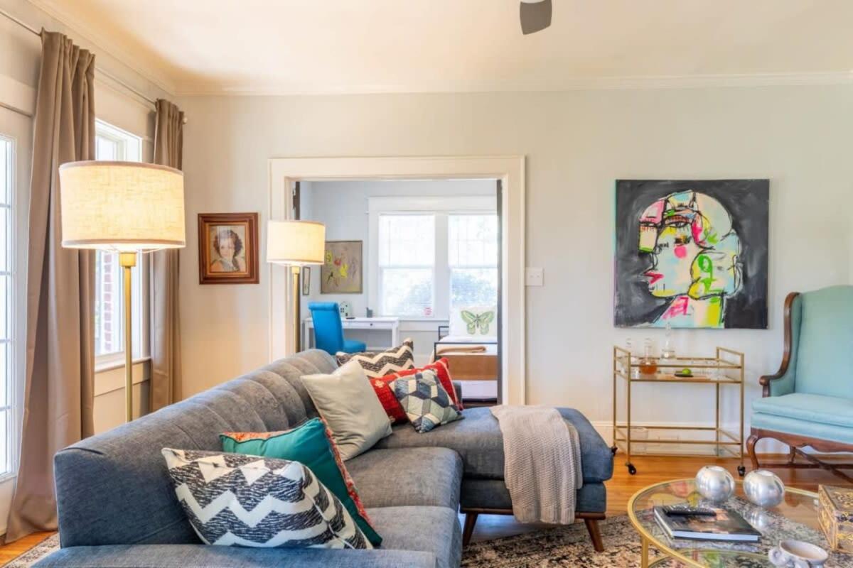 Holiday home Lovely 2br Near Uptown