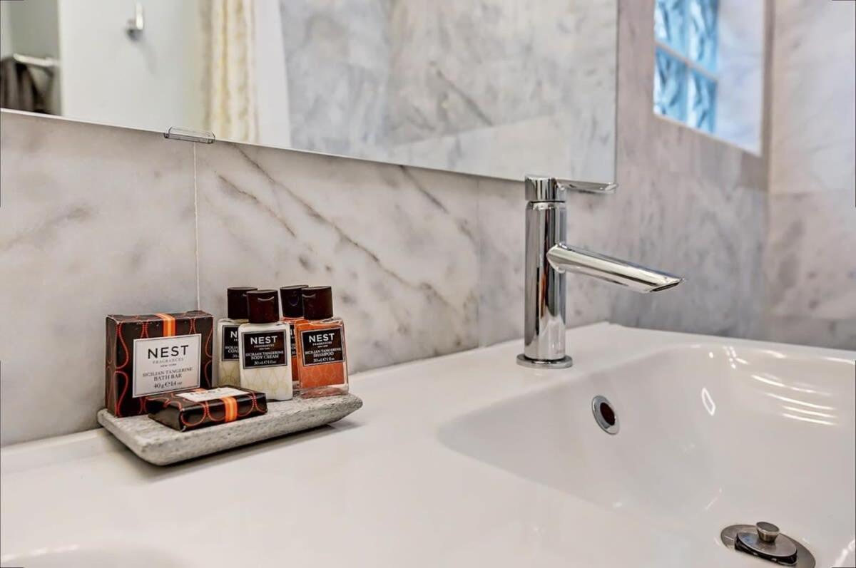 Chic And Relaxing 1br In The Heart Of Myers Park Holiday home