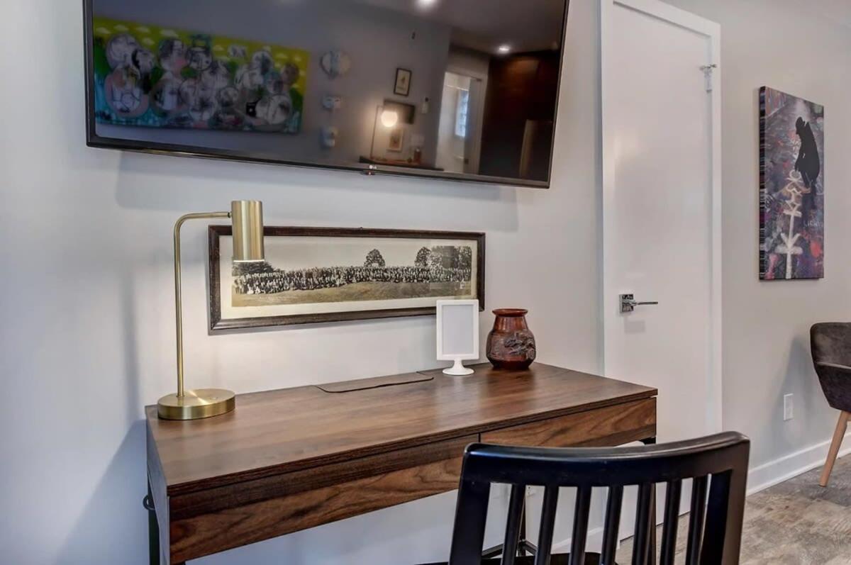 Chic And Relaxing 1br In The Heart Of Myers Park *