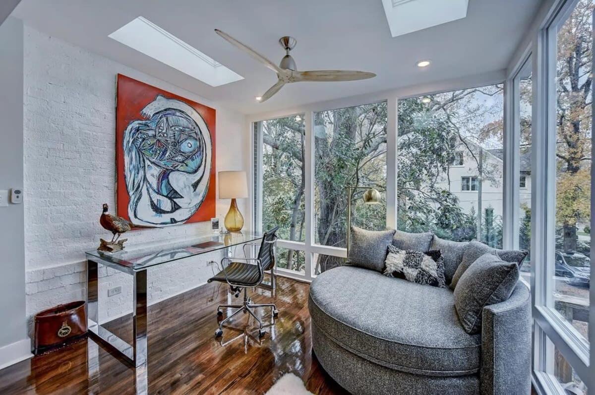 Modern 2br With Sunroom Near Uptown Holiday home Charlotte
