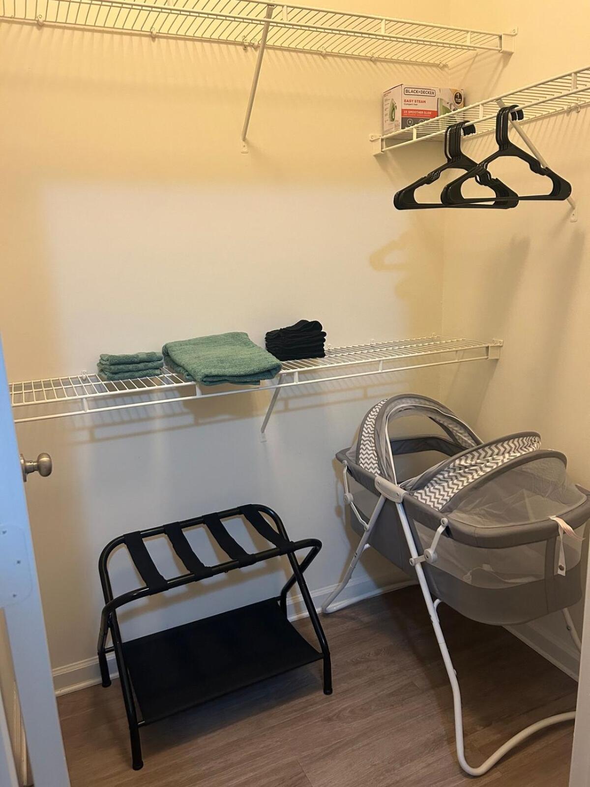 5 Min Uncc, 15 Min Uptown, 20 Min Clt Airport Apartment Charlotte
