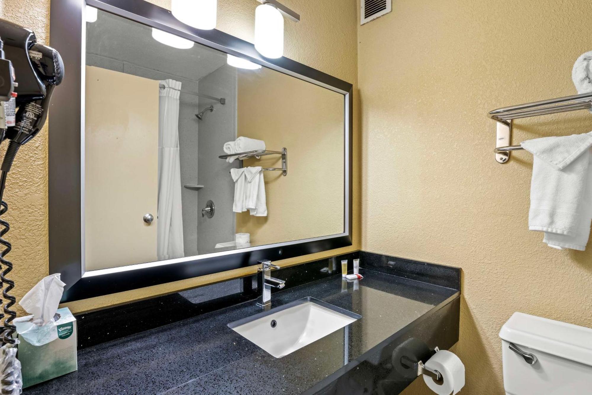 Hotel Red Lion 3*