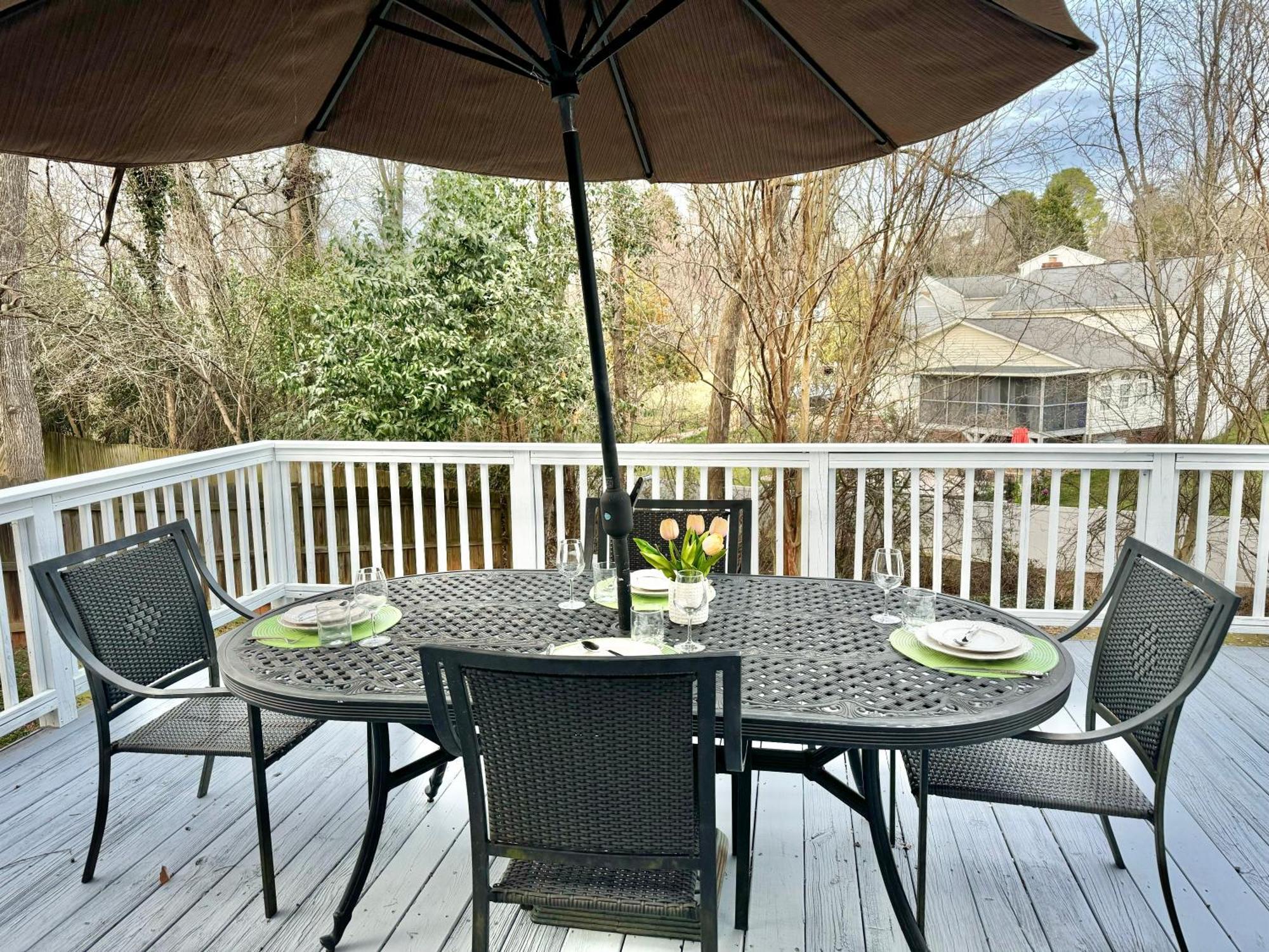 Charming Near Uptown Holiday home *