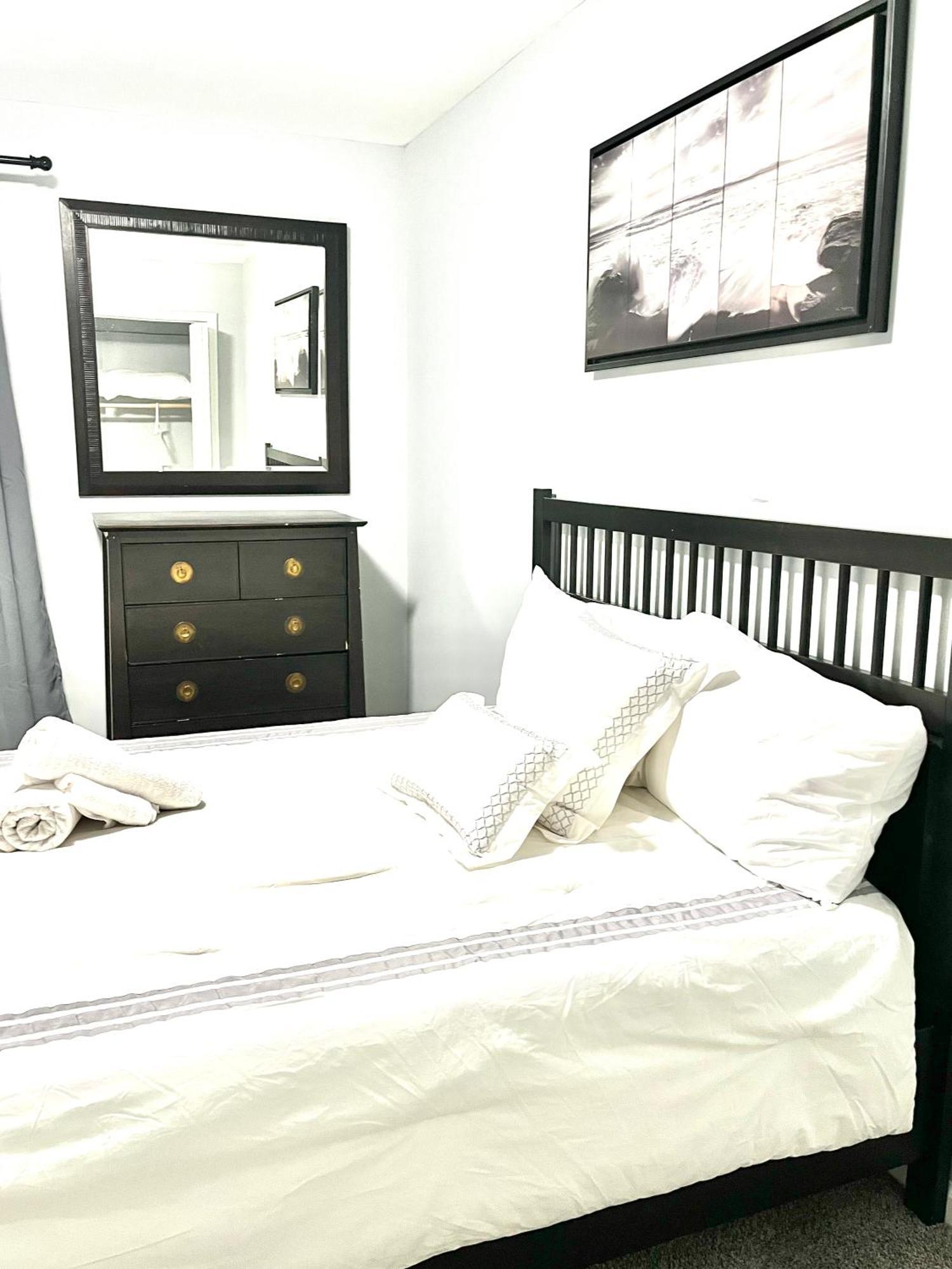 Charming Near Uptown *