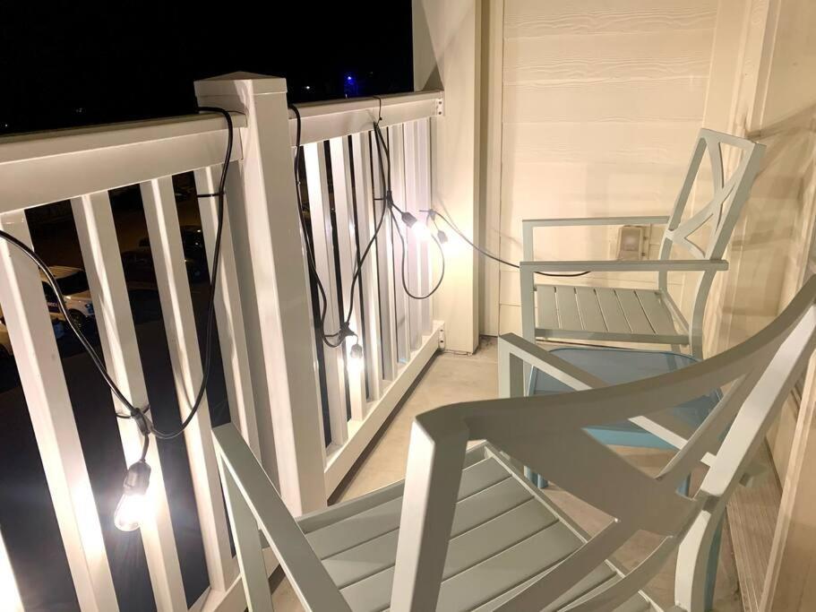 King Luxe Near Shopping & Entertainment Apartment Charlotte