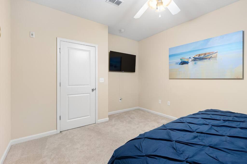 Lovely 1-bedroom W/ Pool + Wi-fi * Charlotte