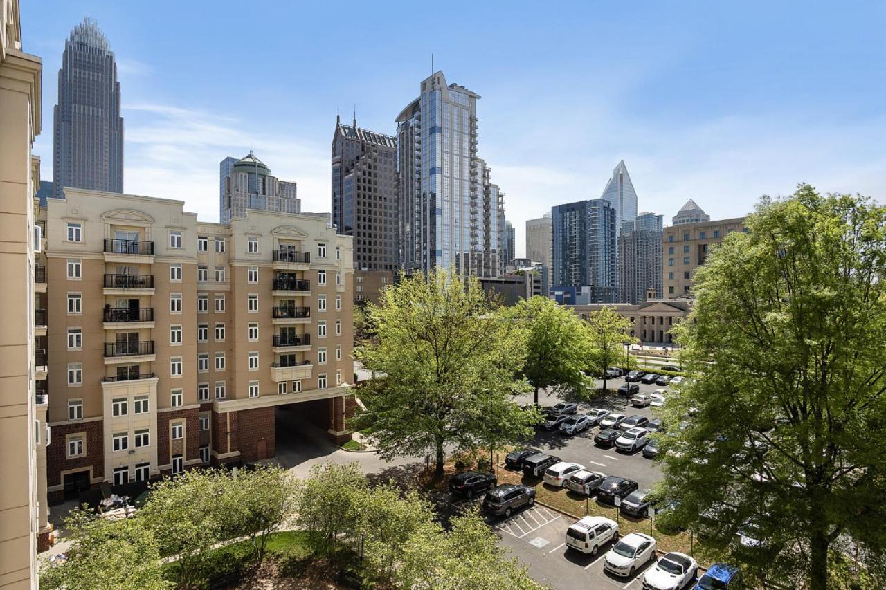 Cozy Urban Getaway - Free Parking, Gym, Stadium Charlotte