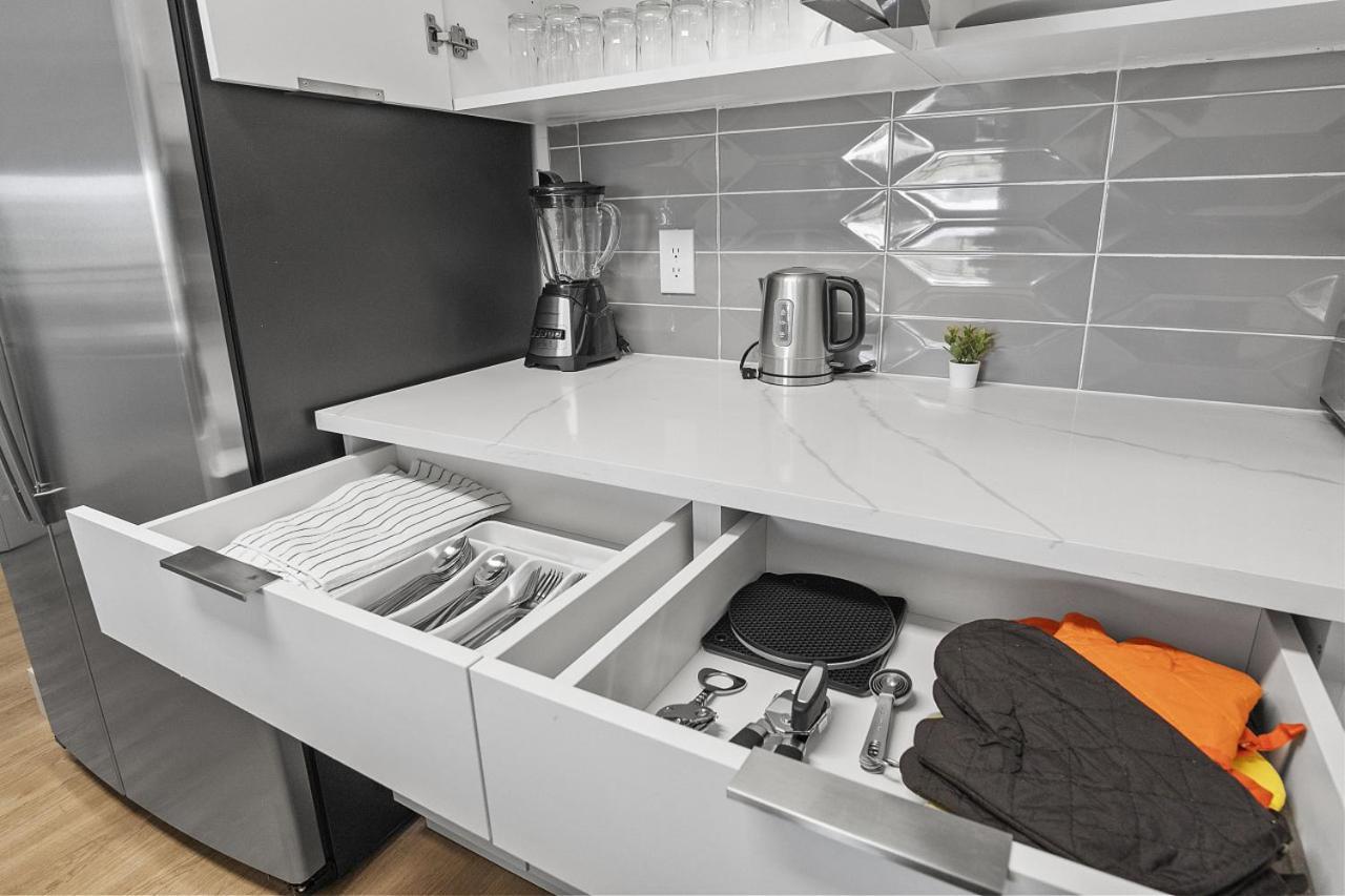 Cozy Urban Getaway - Free Parking, Gym, Stadium Charlotte