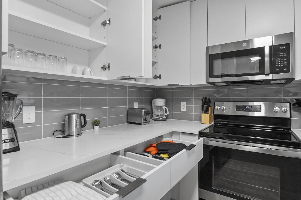 Apartment Cozy Urban Getaway - Free Parking, Gym, Stadium
