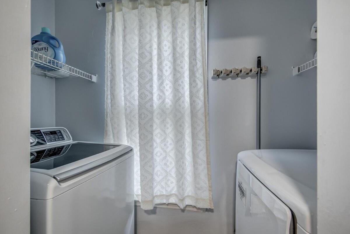 Long Special Cozy Near Uptown