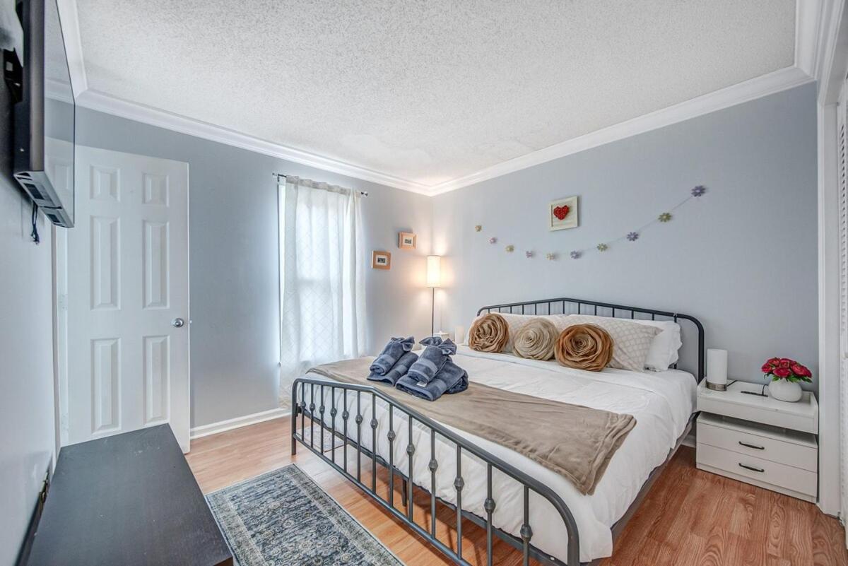 Long Special Cozy Near Uptown *