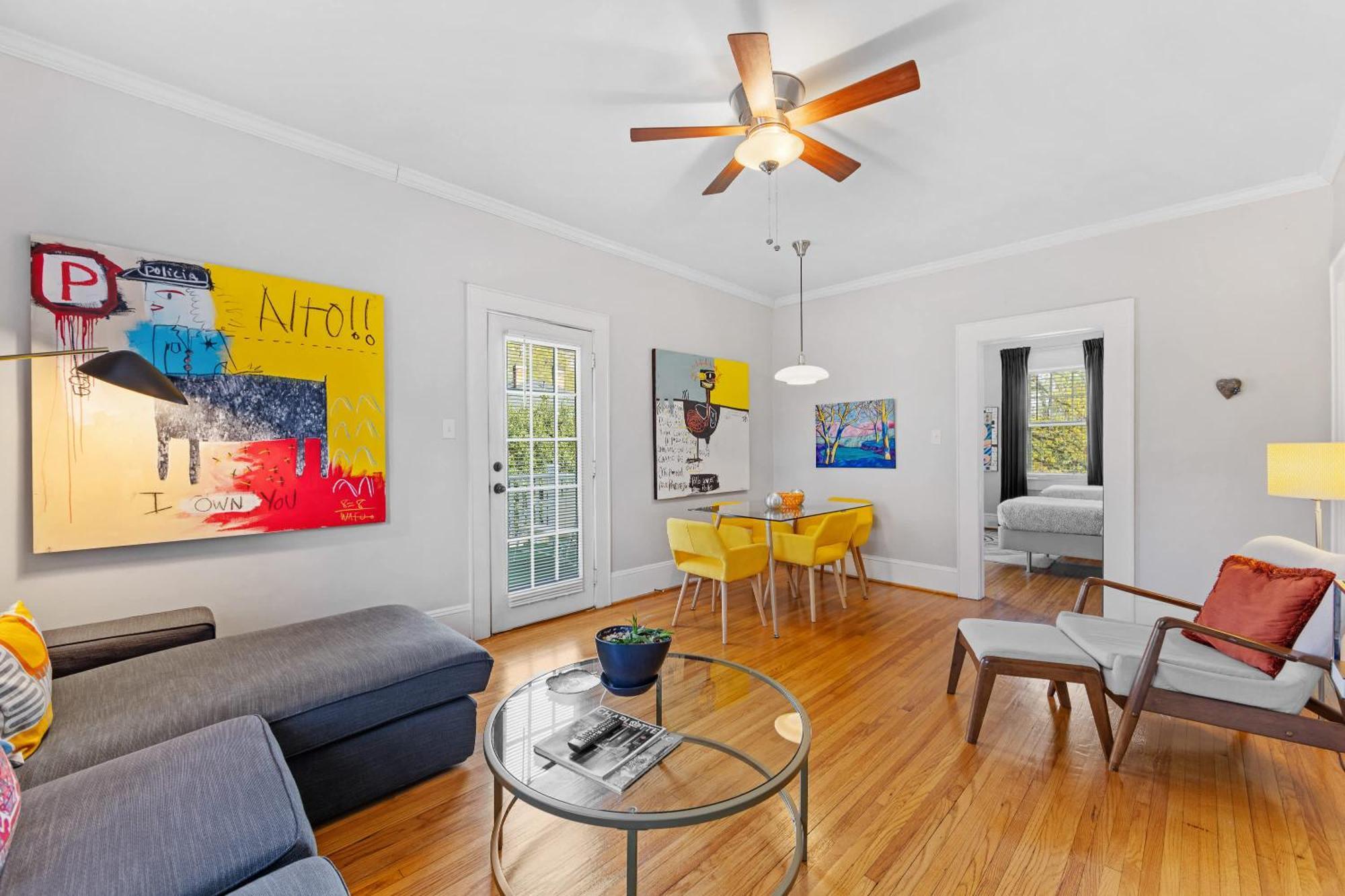 Bright And Restful 2br Near Uptown With Balcony *