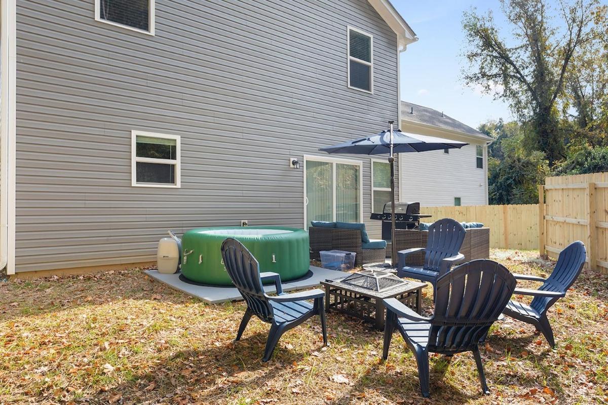 Perfect Getaway Prime Location Game And Hottub Holiday home