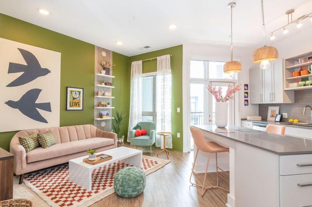 Experience Modern Comfort At Savoy In Apartment Charlotte