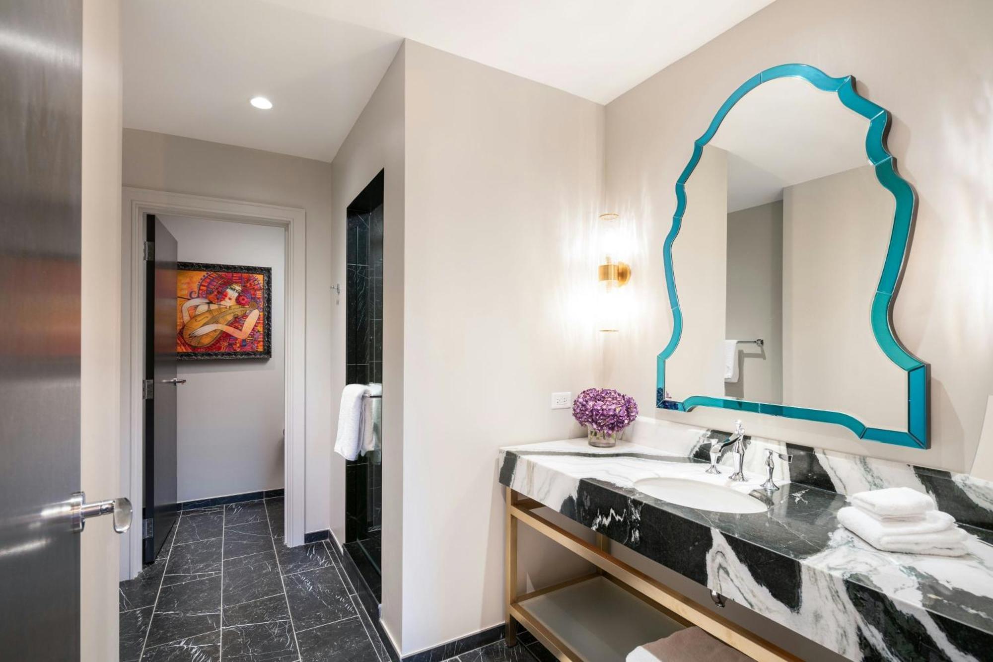 Hotel Grand Bohemian Charlotte, Autograph Collection 4*