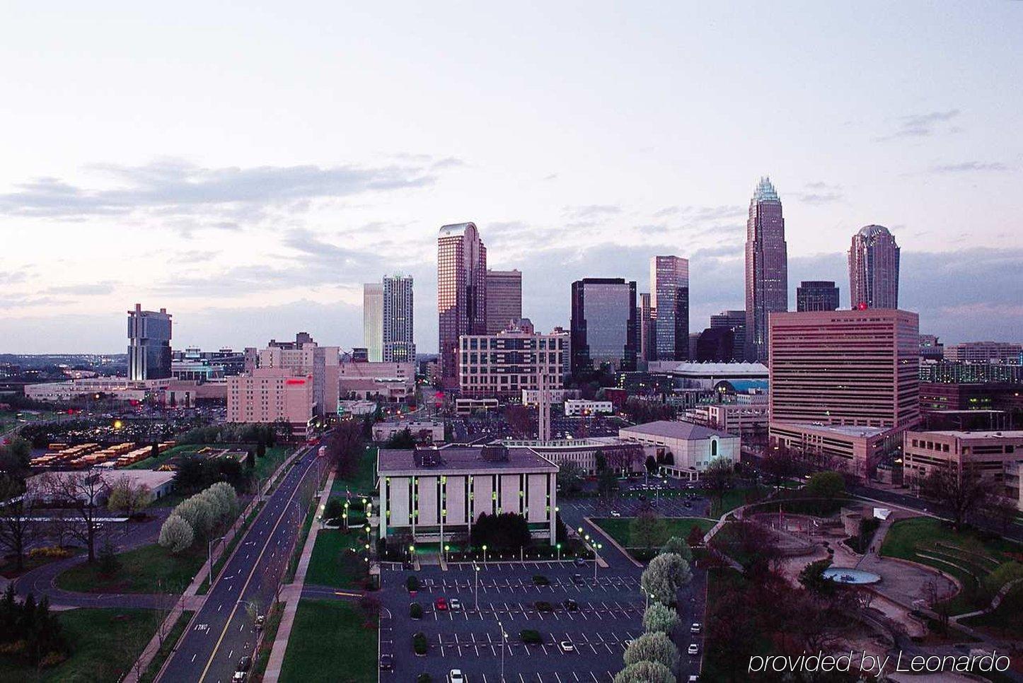 Doubletree By Hilton Airport Hotel Charlotte