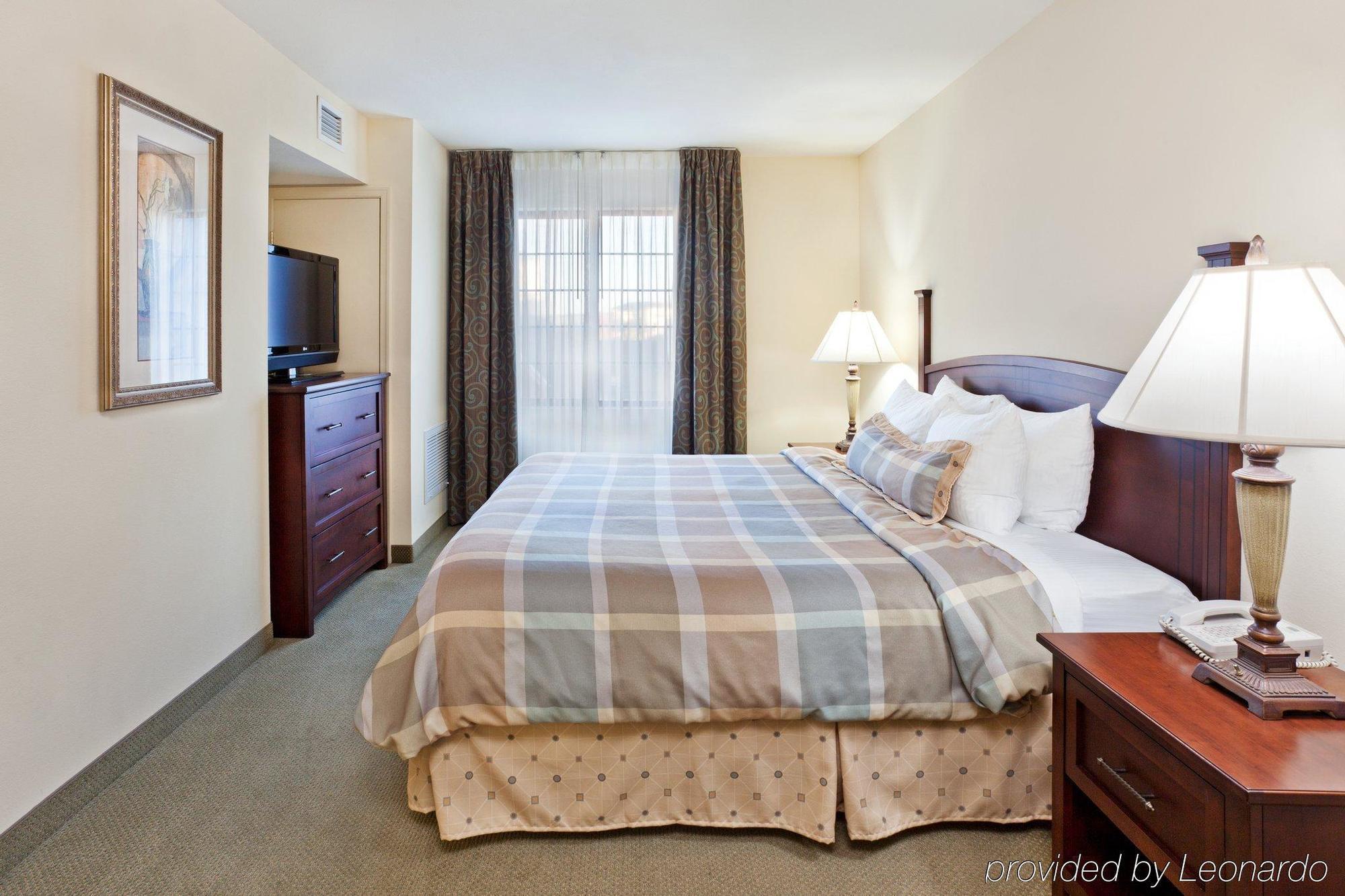 Staybridge - Ballantyne By Ihg