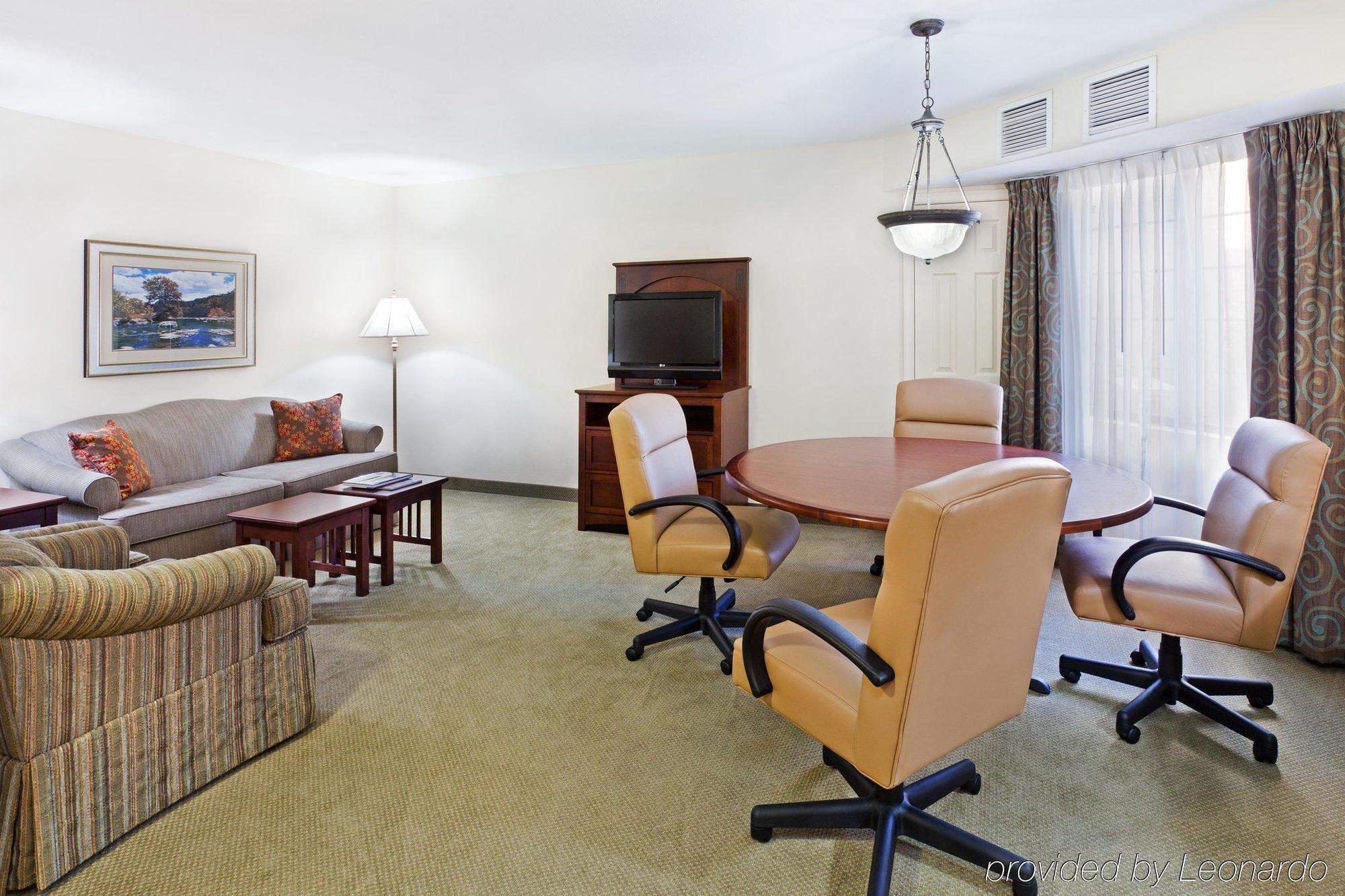 Staybridge - Ballantyne By Ihg 3*