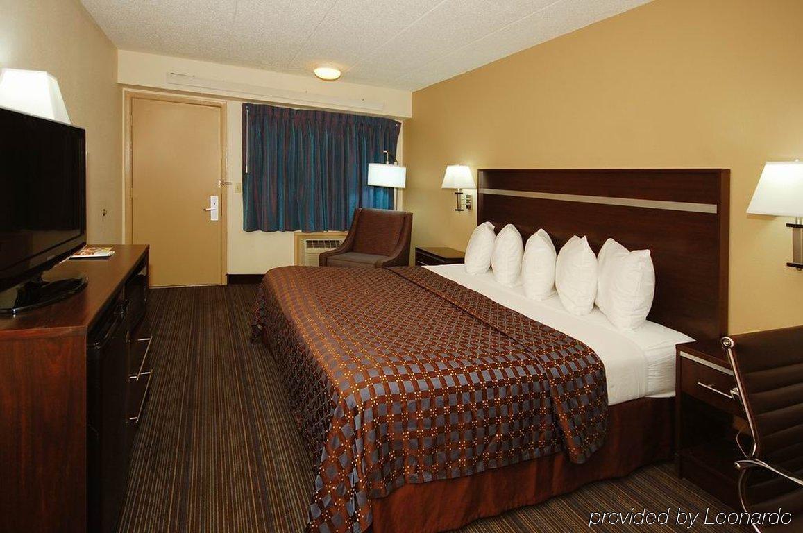 Motel 6-charlotte, Nc - Airport 2*