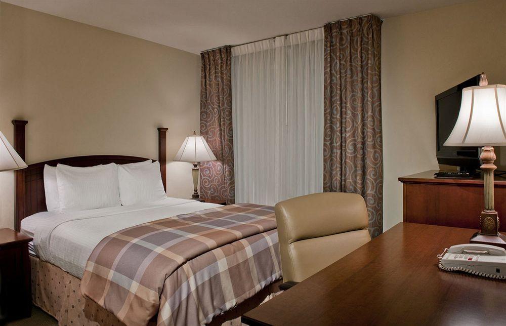 Staybridge - Ballantyne By Ihg 3*