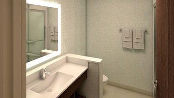 Express & - Airport By Ihg Hotel