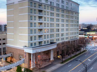 Uptown Hotel 3*
