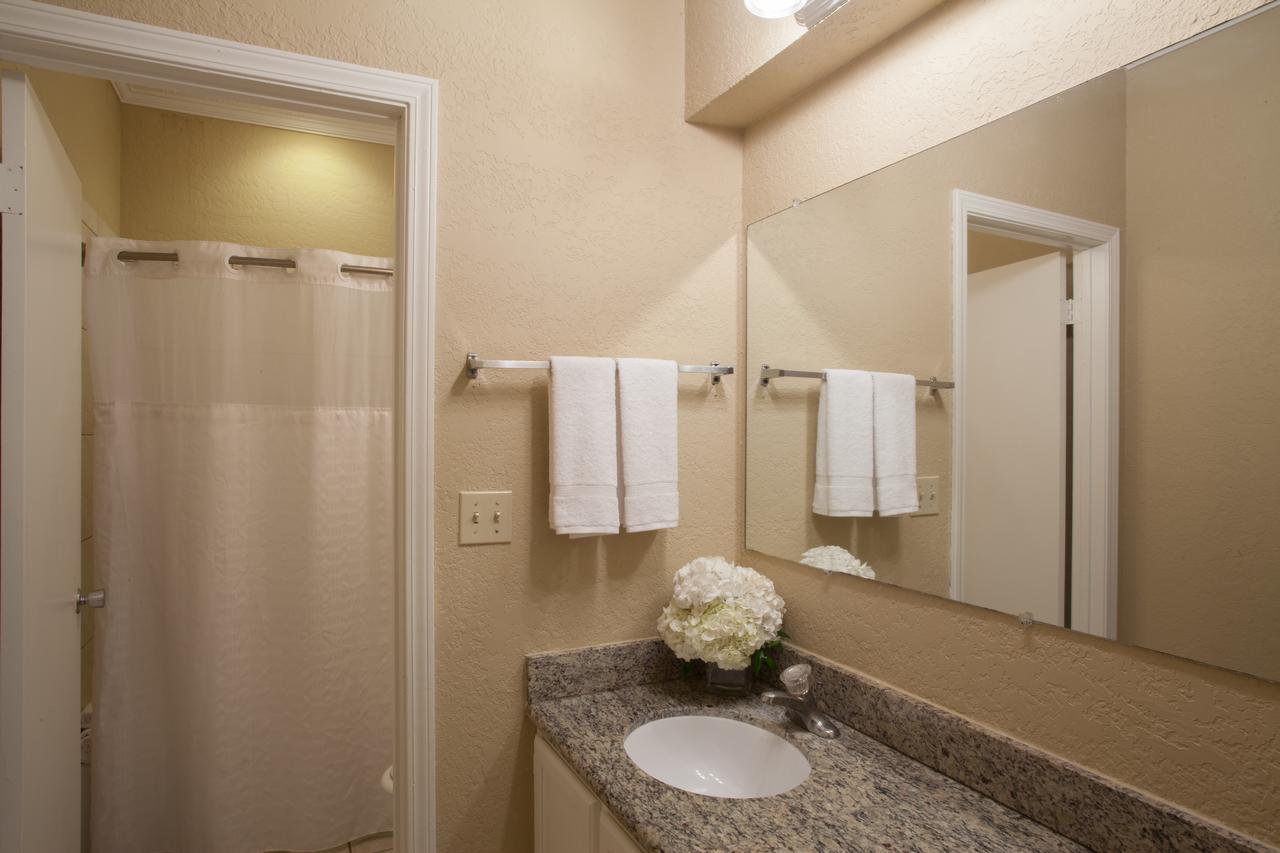 Surestay By Western Executive Park