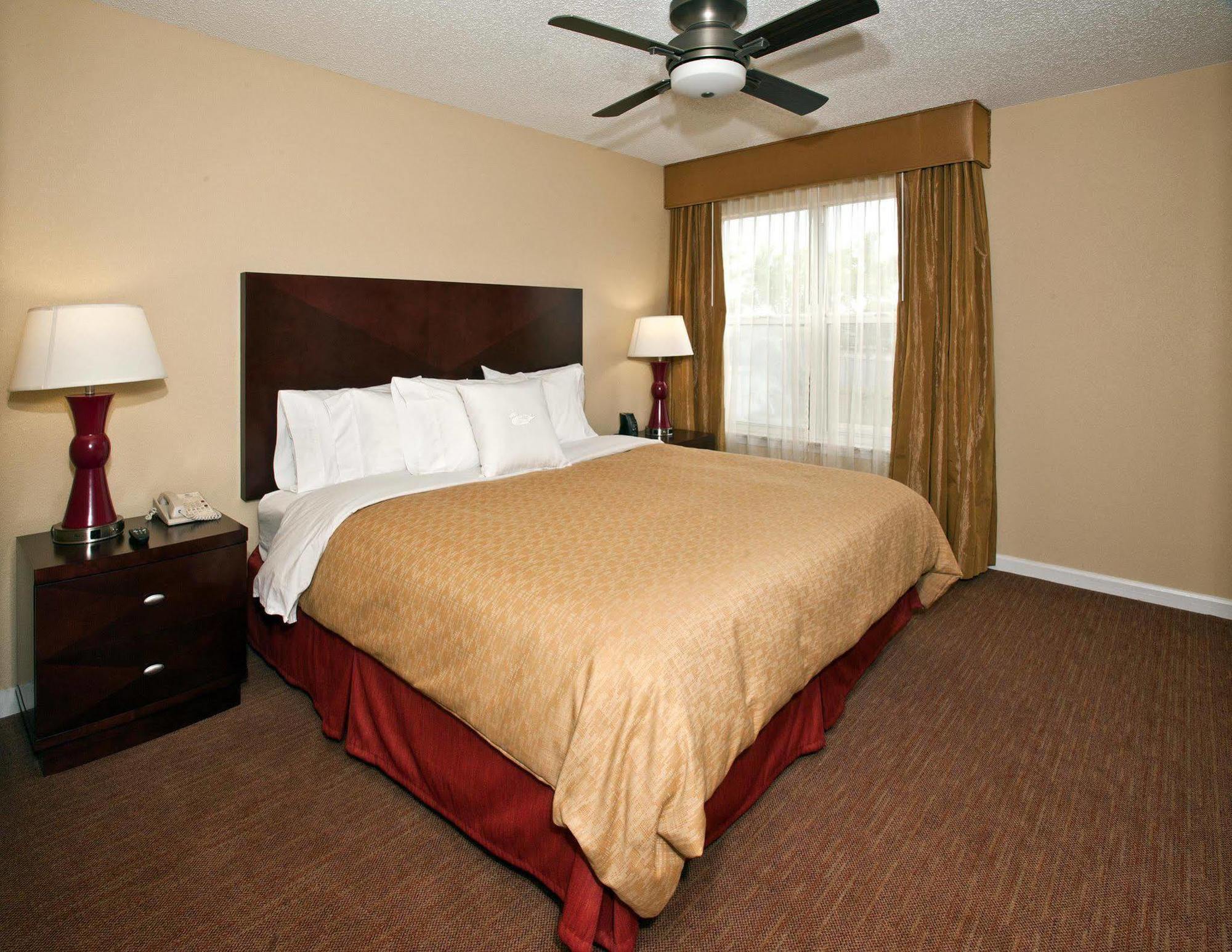 Hotel Homewood North Unc Research 3*