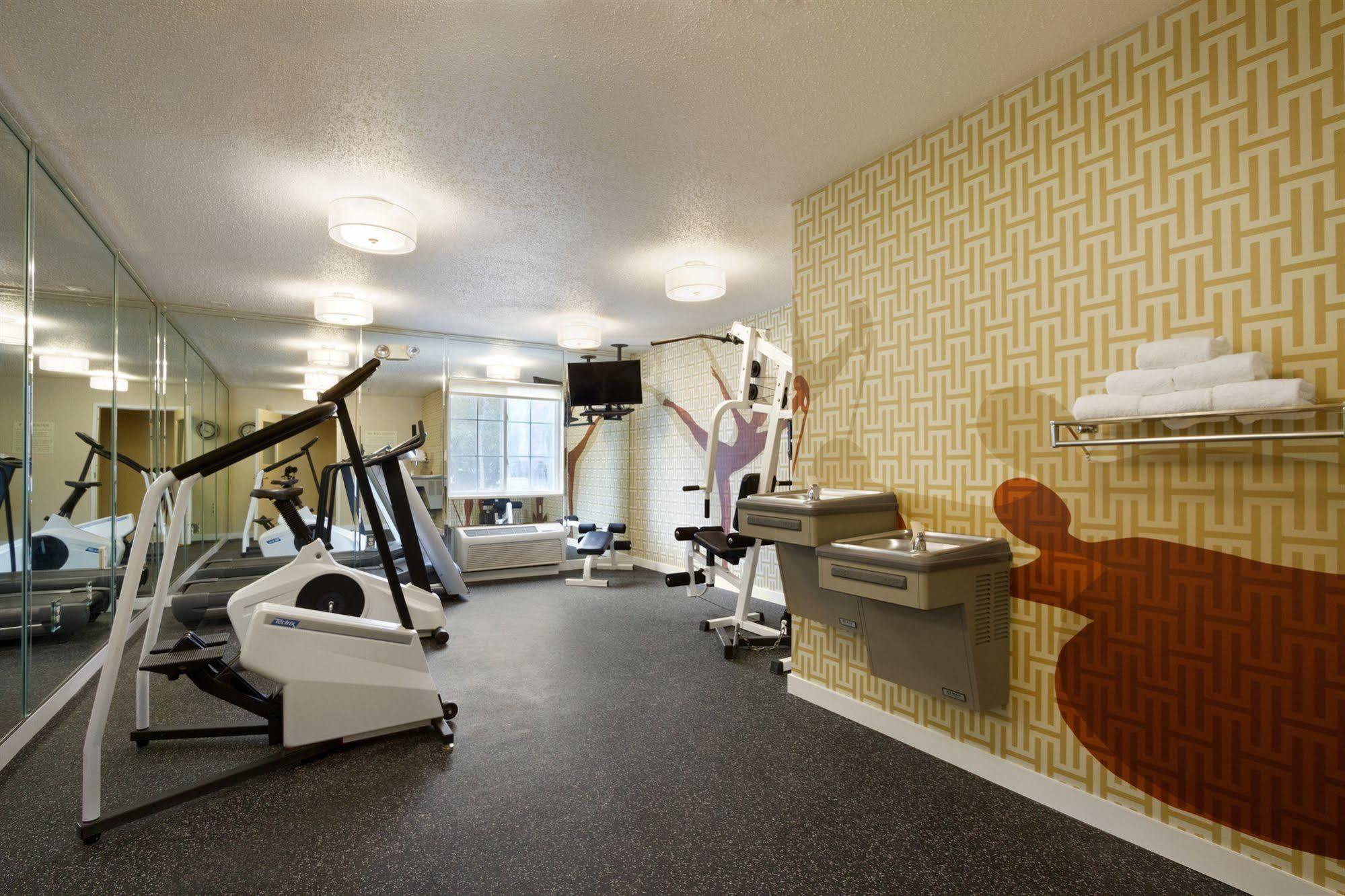 Mainstay - Executive Park 3*