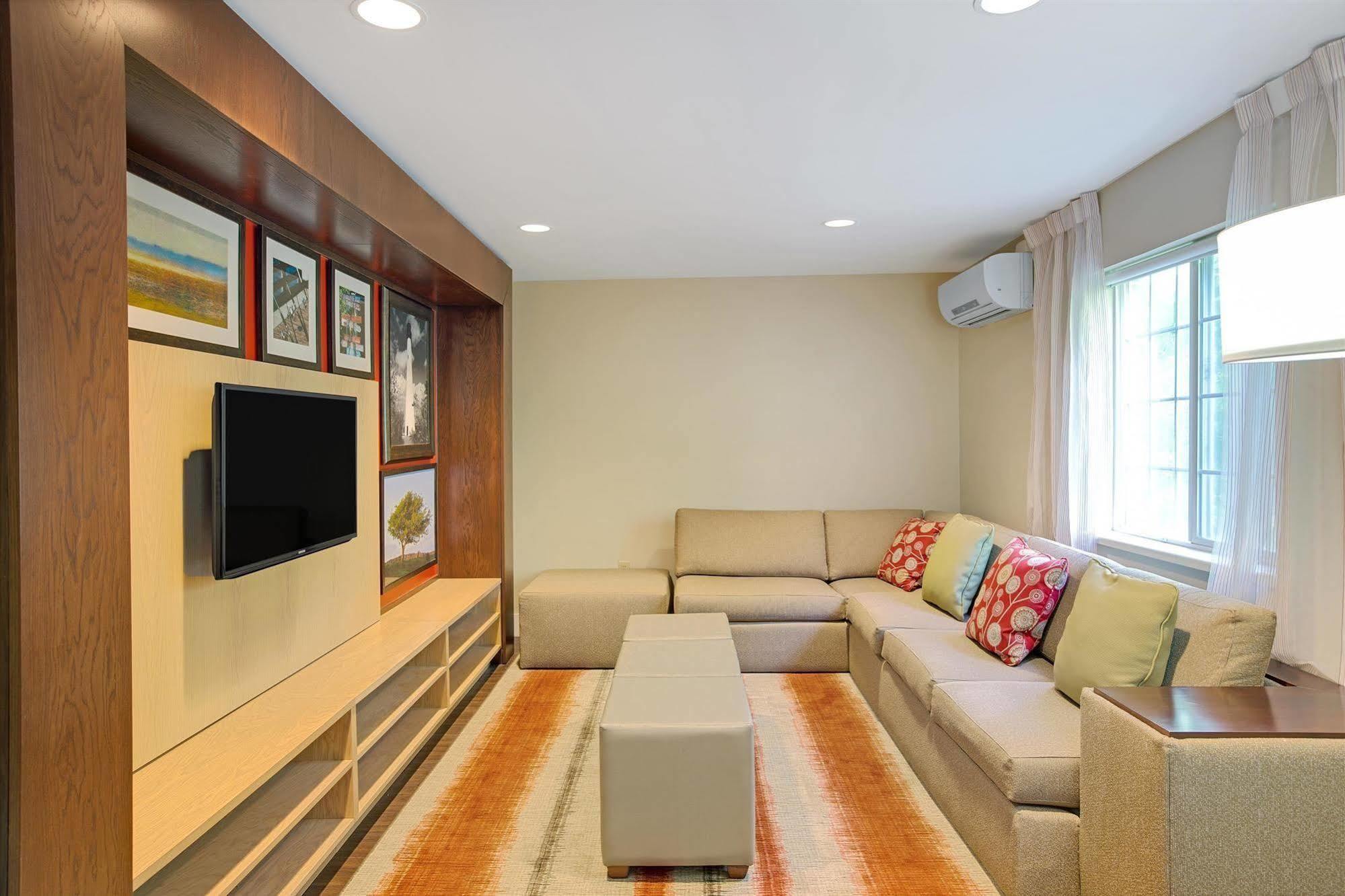 Hotel Mainstay - Executive Park