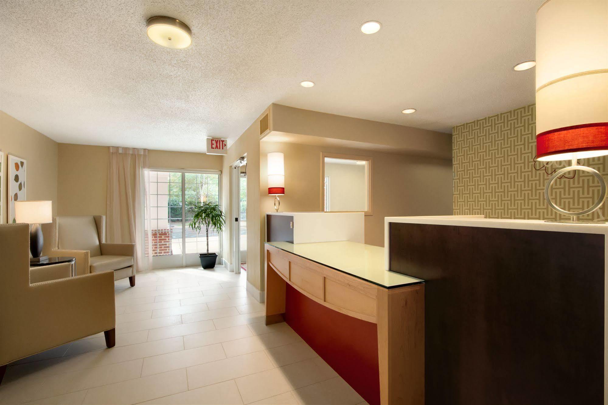 Mainstay - Executive Park Hotel 3*