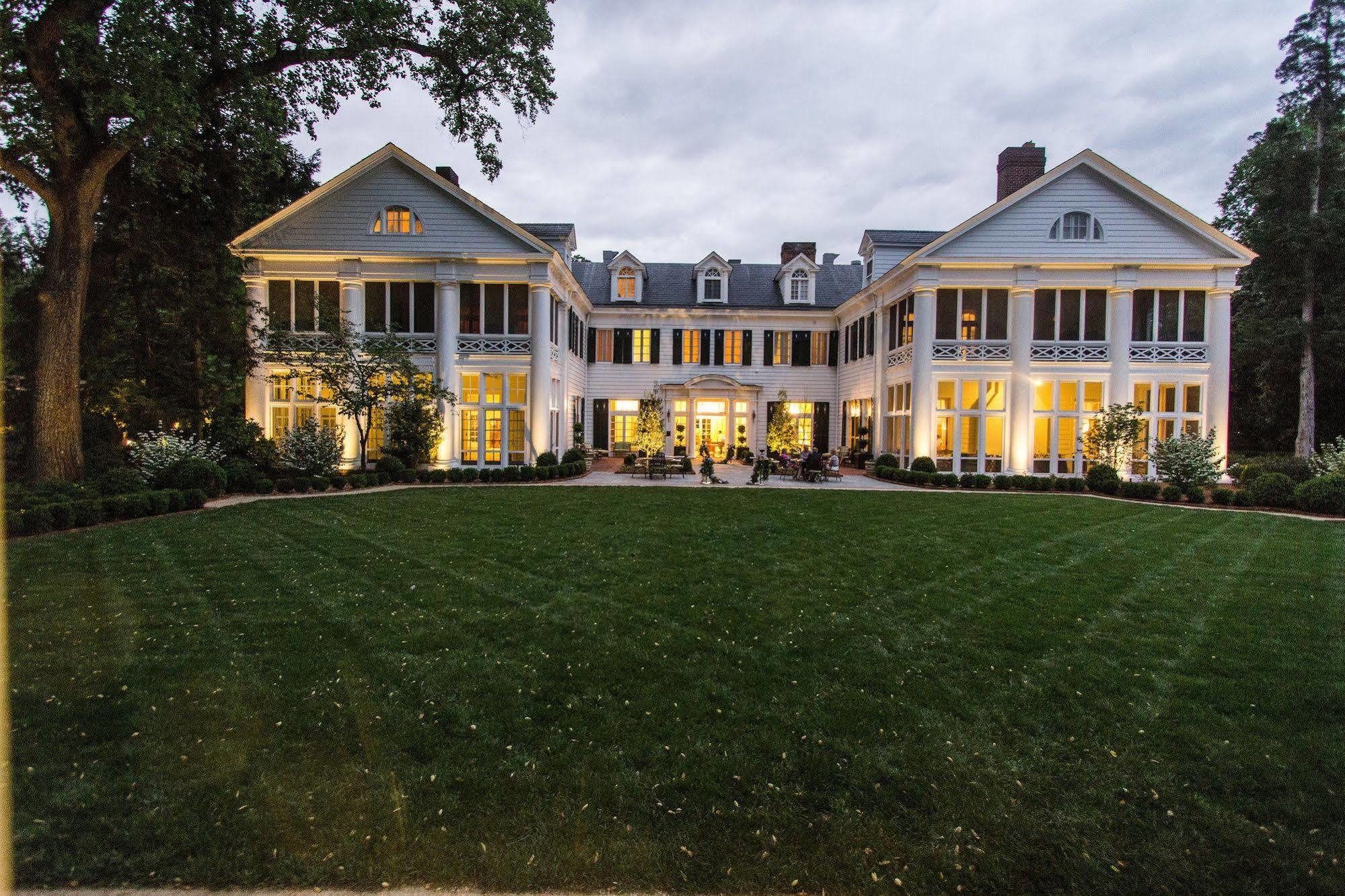 The Duke Mansion 4* Charlotte