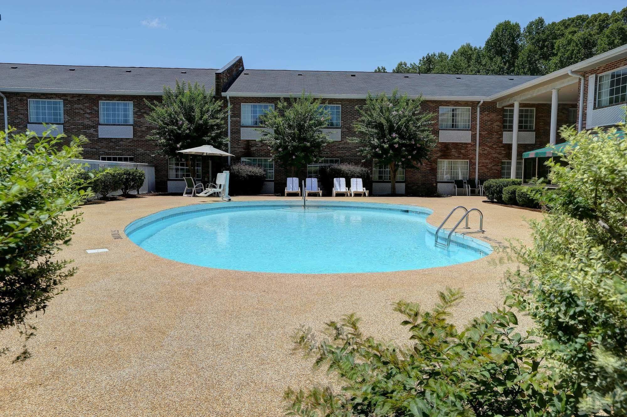Country & By Radisson, I-85 Airport, Nc Charlotte