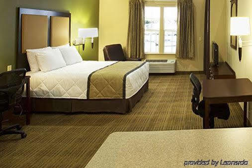Extended America Premier - - Pineville - Pineville Matthews Rd. 3*