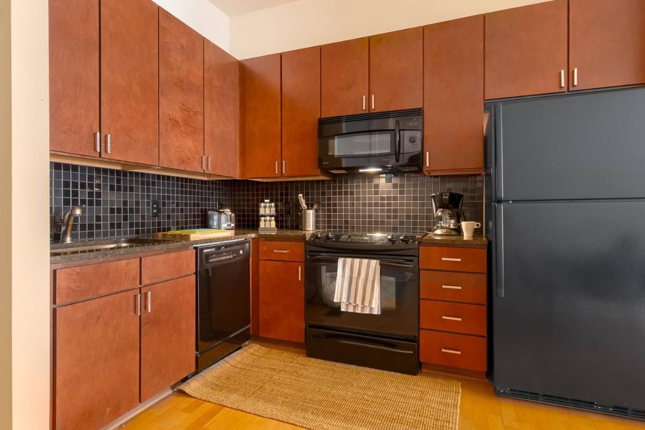 Trifecta 10 Min Walk To 7th St Market Superhost * Charlotte