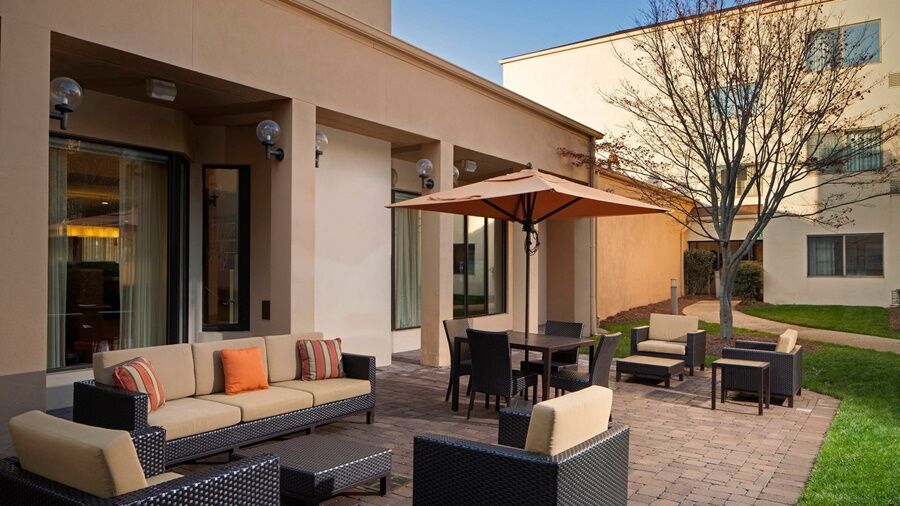 Courtyard Arrowood Hotel Charlotte