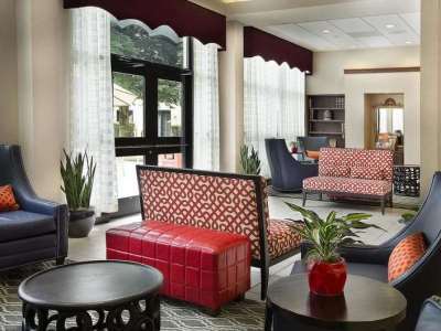 Doubletree By Hilton Airport Hotel