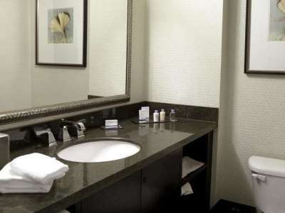 Doubletree By Hilton Airport Hotel 4*