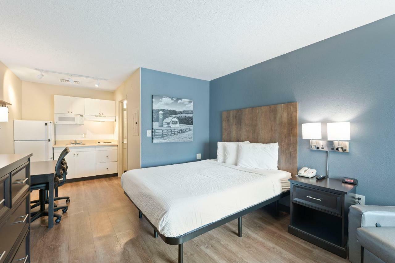 Extended America Select - - Airport Hotel