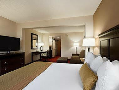 Hotel Spark By Hilton Tyvola I-77 Charlotte