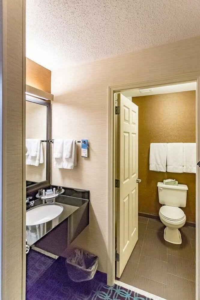 Hotel Fairfield Northlake Charlotte