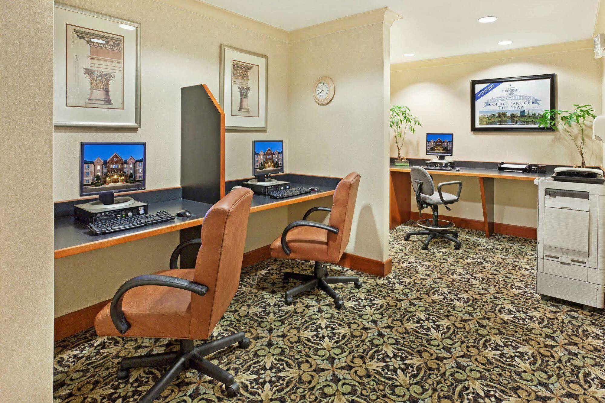 Hotel Staybridge - Ballantyne By Ihg