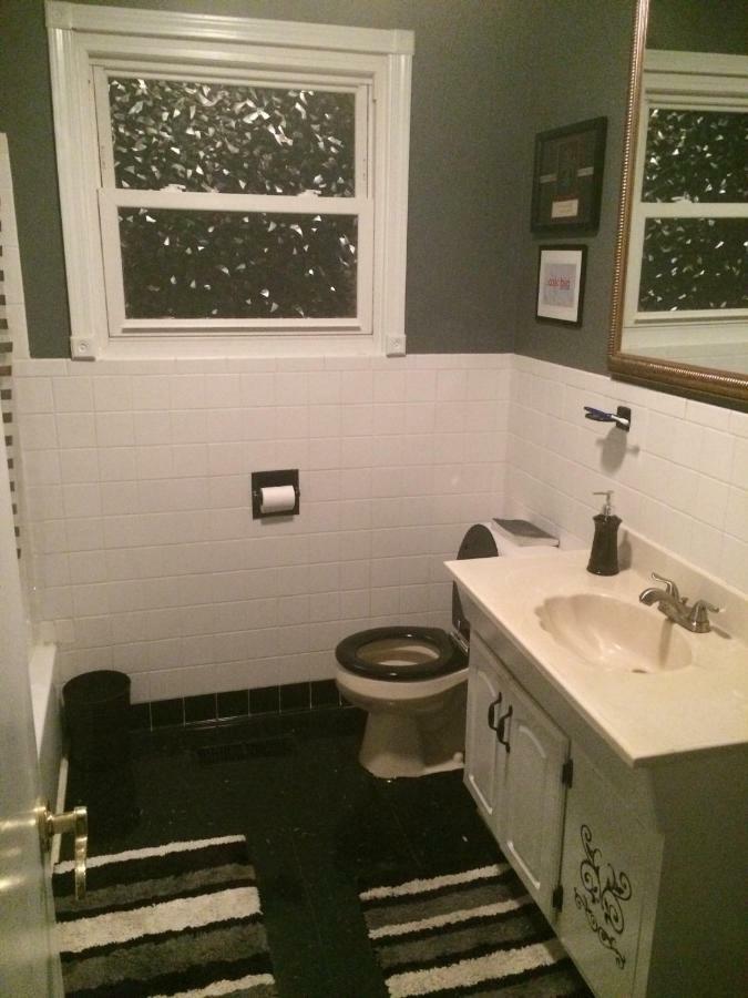 In Centrally Located Homestay Charlotte