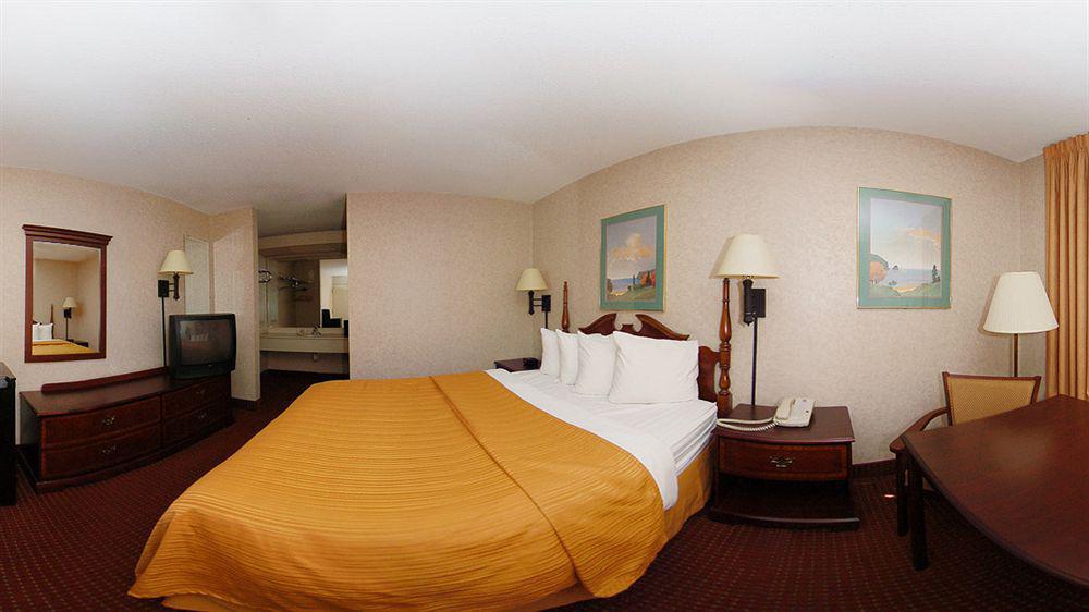 Quality & Airport Hotel